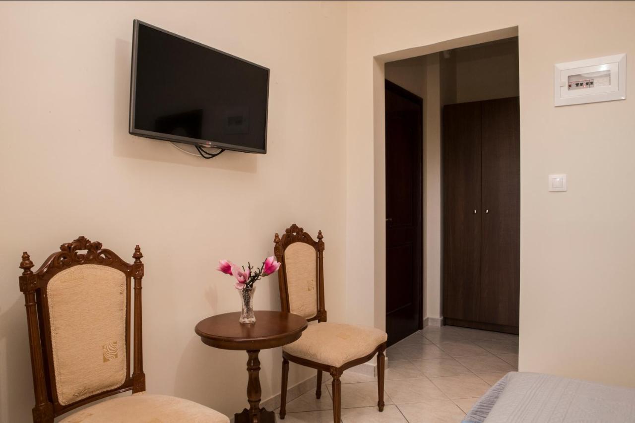 Areti Apartments Литохоро Экстерьер фото